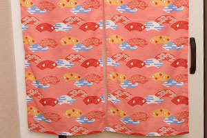 のれん事例：仕切りのれん1