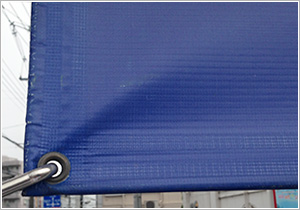 雨風にさらされて数年たっても色落ち劣化は最小限