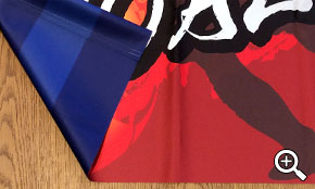 両面で異なるデザインを印刷できます。