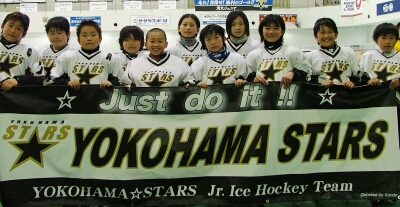 横幅３メートルの横断幕