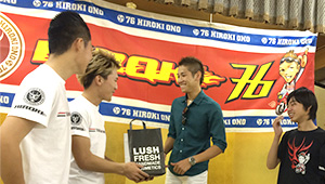 その他チーム、応援横断幕