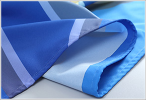 お客様のお選びになった生地に合わせて、最適な印刷方法をお選びします