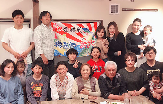 「両親はじめ出席したみんな喜んでくれました。」青木　茂美さま