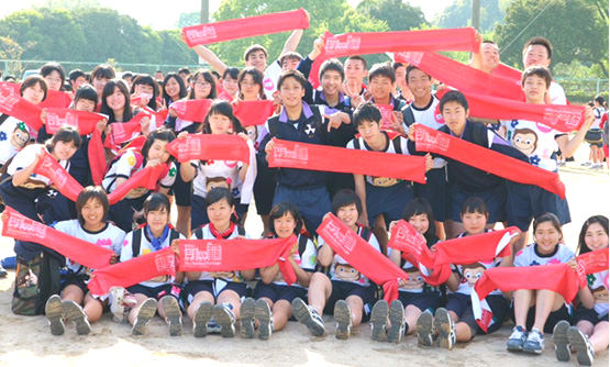 「素早い対応をして頂き、希望の日よりも早く届けて頂いて、助かりました。」井上 紗依さま